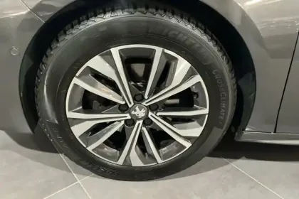 Photo 10 Peugeot 508  SW BlueHDi 130 ch S&S EAT8