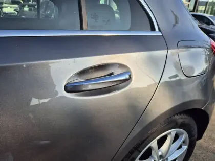 Photo 5 Mercedes Classe A  180 d 7G-DCT