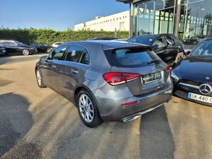 Photo 6 Mercedes Classe A  180 d 7G-DCT