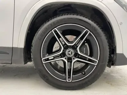 Photo 37 Mercedes GLA  250 e 8G-DCT