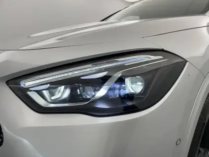 Photo 46 Mercedes GLA  250 e 8G-DCT