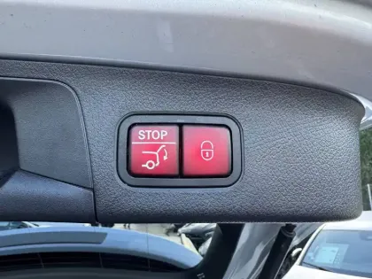 Photo 15 Mercedes GLA  250 e 8G-DCT