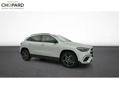 Photo 30 Mercedes GLA  250 e 8G-DCT