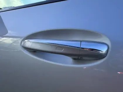 Photo 10 Mercedes GLA  250 e 8G-DCT