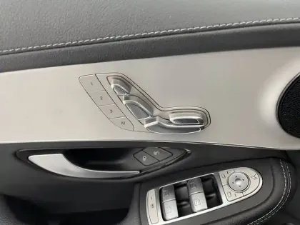 Photo 44 Mercedes Classe GLC GLC 200 d 9G-Tronic