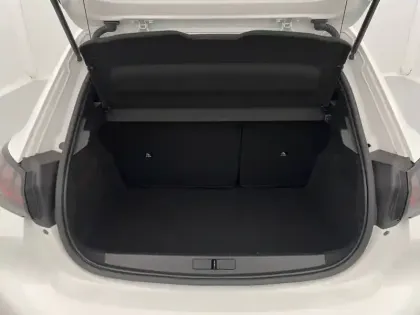 Photo 12 Peugeot 208  Electrique 50 kWh 136ch