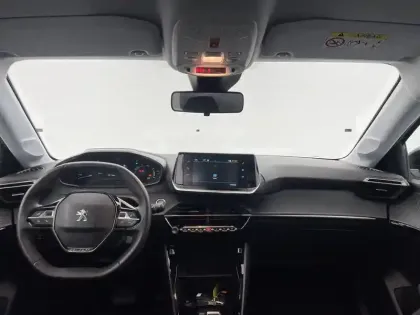 Photo 29 Peugeot 208  Electrique 50 kWh 136ch