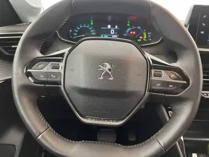 Photo 22 Peugeot 208  Electrique 50 kWh 136ch