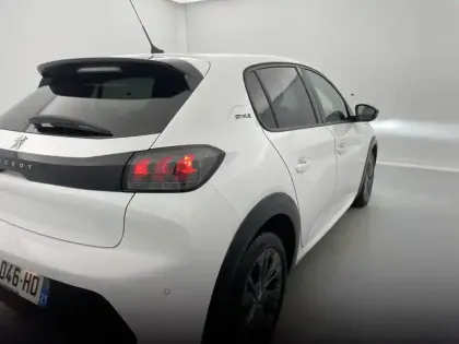 Photo 30 Peugeot 208  Electrique 50 kWh 136ch