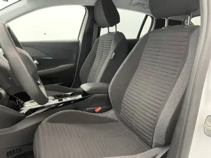 Photo 13 Peugeot 208  Electrique 50 kWh 136ch