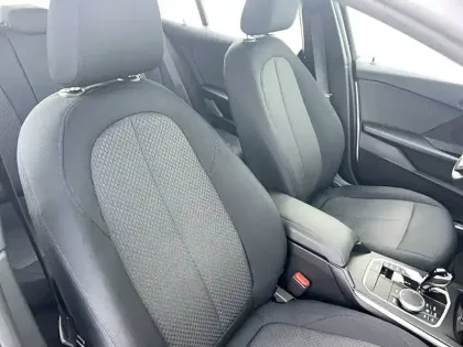 Photo 31 BMW Serie 1 118i 136 ch DKG7