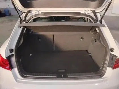 Photo 7 Audi A1  Sportback 30 TFSI 110 ch BVM6 Advanced