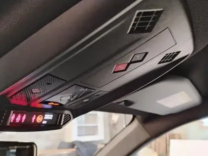 Photo 24 DS DS 3 DS3 Crossback PureTech 100 BVM6 Performance Line