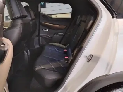 Photo 22 DS DS 3 DS3 Crossback PureTech 130 EAT8 Grand Chic