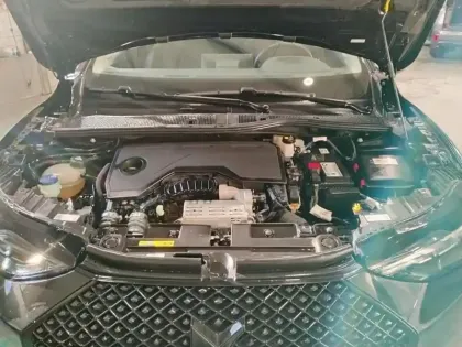 Photo 6 DS DS 3  PureTech 100 BVM6 Performance Line