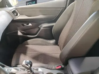 Photo 8 DS DS 3  PureTech 100 BVM6 Performance Line