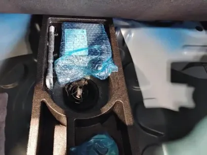 Photo 26 Citroën C3 Aircross  PureTech 110 S&S BVM6 Plus