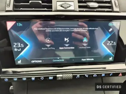 Photo 21 DS DS 7 DS7 Crossback Hybride E-Tense 300 EAT8 4x4 Performance Line+