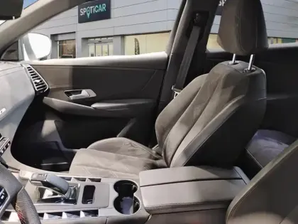 Photo 8 DS DS 7 DS7 Crossback Hybride E-Tense 225 EAT8 Performance Line