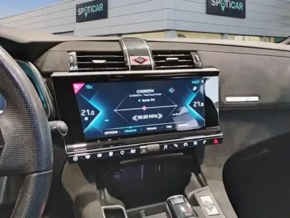 Photo 10 DS DS 7 DS7 Crossback Hybride E-Tense 225 EAT8 Performance Line