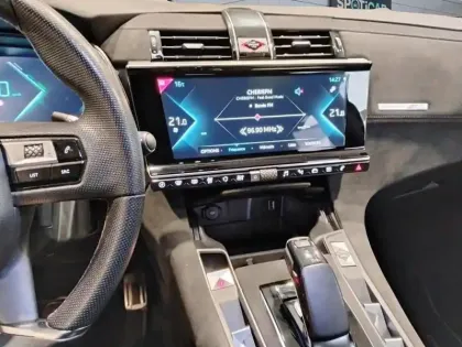 Photo 21 DS DS 7 DS7 Crossback Hybride E-Tense 225 EAT8 Performance Line