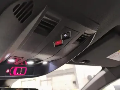 Photo 24 DS DS 7 DS7 Crossback Hybride E-Tense 225 EAT8 Performance Line