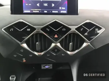 Photo 12 DS DS 3 DS3 Crossback PureTech 100 BVM6 Performance Line