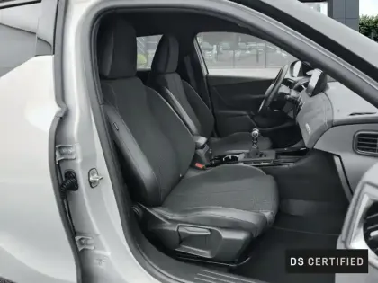Photo 8 DS DS 3 DS3 Crossback PureTech 100 BVM6 Performance Line