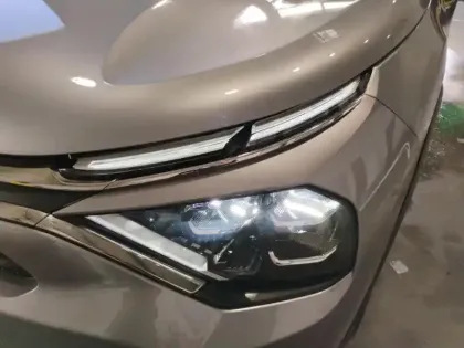 Photo 13 Citroën C4  PureTech 130 S&S EAT8 Feel Pack