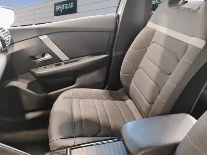 Photo 8 Citroën C4  PureTech 130 S&S EAT8 Feel Pack