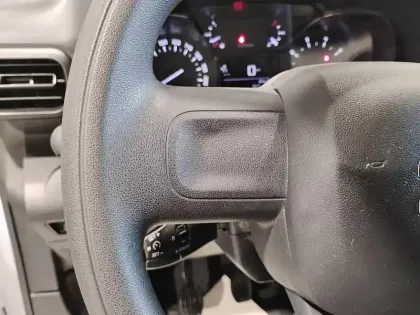 Photo 18 Citroën Berlingo  VAN M 1000 BLUEHDI 100 S&S CLUB