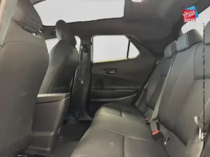 Photo 10 Toyota C-HR  2.0 Hybride Rechargeable 225ch Collection Premiere MY25