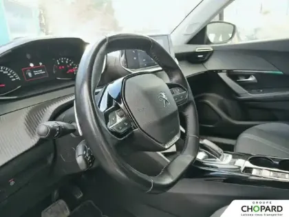 Photo 16 Peugeot 2008  BlueHDi 130 S&S EAT8