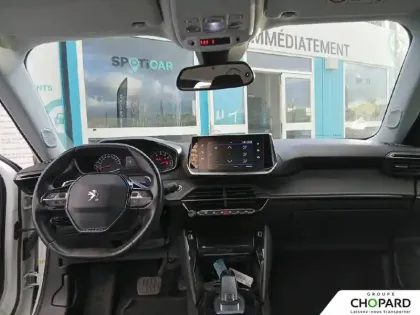 Photo 14 Peugeot 2008  BlueHDi 130 S&S EAT8