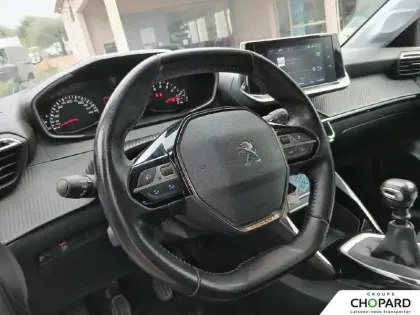 Photo 16 Peugeot 208  BlueHDi 100 S&S BVM6