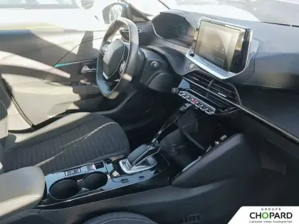 Photo 13 Peugeot 208  Electrique 50 kWh 136ch