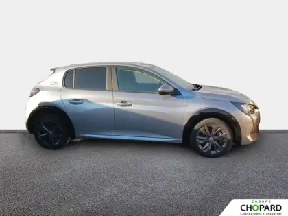 Photo 37 Peugeot 208  Electrique 50 kWh 136ch