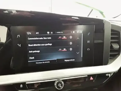 Photo 20 Opel Mokka  Electrique 136 ch & Batterie 50 kWh