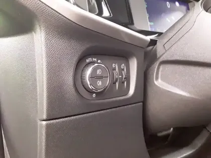 Photo 24 Opel Mokka  Electrique 136 ch & Batterie 50 kWh