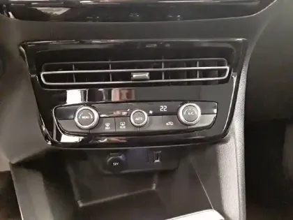 Photo 14 Opel Mokka  Electrique 136 ch & Batterie 50 kWh