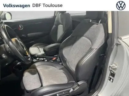 Photo 9 Mini Mini F56 LCI Hatch 3 Portes One 102 ch BVA7 Edition Greenwich