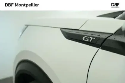 Photo 7 Peugeot 2008 PureTech 155 S&S EAT8 GT Pack