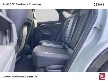 Photo 12 Audi Q3 35 TFSI 150 ch S tronic 7 S line