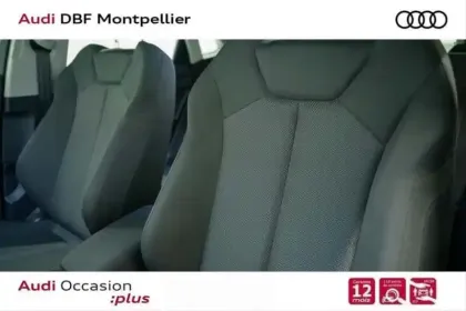 Photo 14 Audi Q3 35 TFSI 150 ch S tronic 7 Design