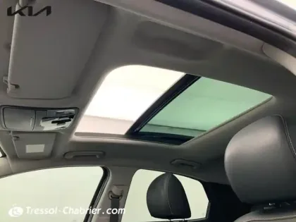 Photo 24 Kia Xceed  1.6 GDi Hybride Rechargeable 141ch DCT6 Premium