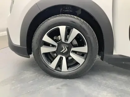 Photo 14 Citroën C3  BlueHDi 100 S&S BVM5 Shine Business