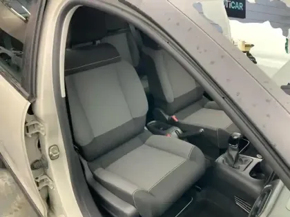 Photo 8 Citroën C3  PureTech 83 S&S BVM5 YOU!