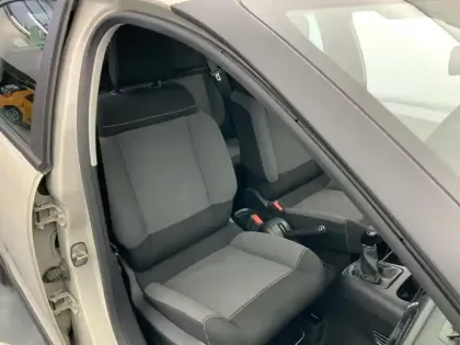 Photo 8 Citroën C3  PureTech 83 S&S BVM5 YOU!