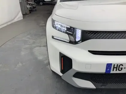 Photo 13 Citroën C3 Aircross  Hybride 145 e-DCS6 Plus