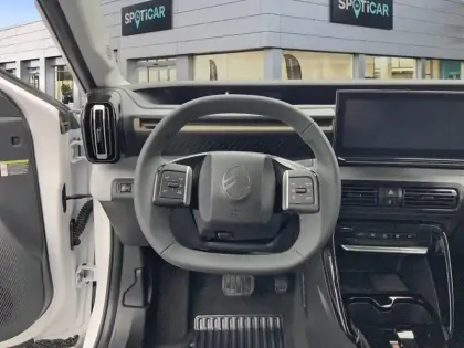 Photo 11 Citroën C3 Aircross  Hybride 145 e-DCS6 Plus